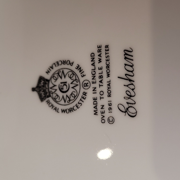 Vintage 1961 Royal worcester evesham gold trim salad plate set of 6 - Picture 3 of 6